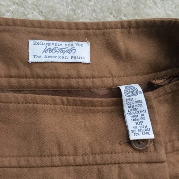 Brown Skirt - Picture 3 of 3